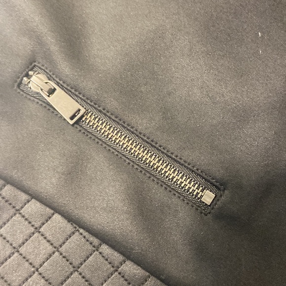 Express Motto Faux Leather - Picture 3 of 11